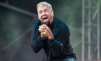 chino-1486394687-640x427.jpg