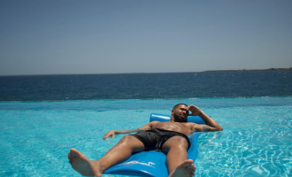 drake-3.png