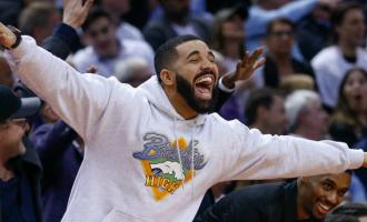 drake-airplane.jpg