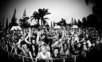 festival_crowd_by_bleed_the_sky.jpg