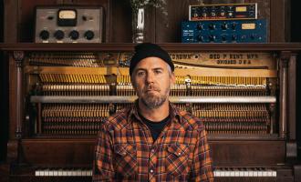 grandaddy-jason-lytle-press-280217-2.jpg