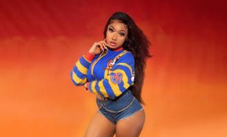 https___hypebeast.com_image_2020_01_megan-thee-stallion-depop-texas-fever-collection-lookbook-1.jpg