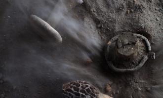 kahn-neek-fabriclive-90_01.jpg