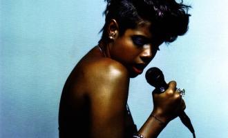 kelis-flaunt-5.jpg