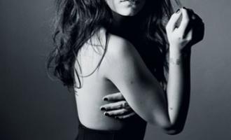 lily-allen-gorgeous-in-black-and-white.jpg