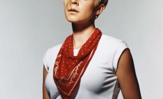 robyn1.jpg