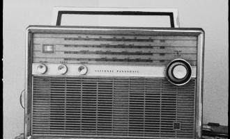 vintage-radio-marco-oliveira.jpg